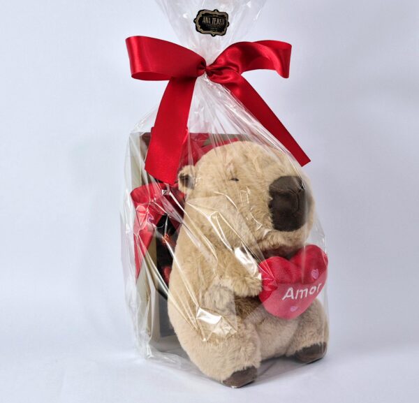 Pelucia MP - Capivara com chocolate - Imagem 4