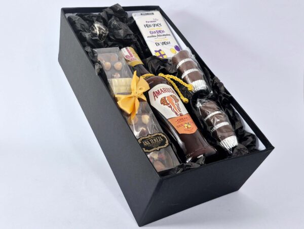 Cesta com Amarula 375ml  e Chocolates - 210g - Imagem 3